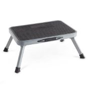Boxed Folding Step Stool (LOC: SR5(2.1)-VP686 - 1P)