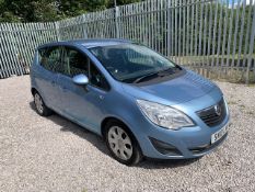 SN13 LVM VAUXHALL MERIVA EXCLUSIV AC 3 X KEYS LOGBOOK 58,355 MILES 5 SPEED CD PLAYER STEERING