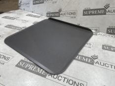 50 X BRAND NEW GREY 31.5CM BAKING SHEETS (LOC: 14.6-aa8420 - 1P)