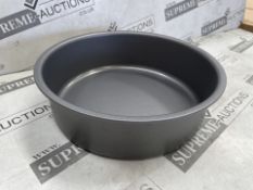 50 X BRAND NEW GREY 23CM ROUND CAKE TINS WITH LOOSE BASE (LOC: 21.1-aa8456 - 5P)