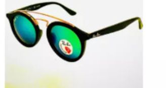 NEW & PACKAGED RAY-BAN Gatsby Small Sunglasses - BLACK ARISTA WITH GREY LENSES. RRP £174. (RB4256