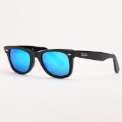 NEW & PACKAGED RAY-BAN Wayfarer Flash Sunglasses - BLACK WITH BLUE MIRROR LENSES. RRP £165. (Cart9