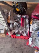 X20 mixed lot to contain door handles, nails and assorted DIY tools (LOC: SR2(4.2)-KK561 - MP)