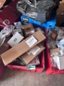 X20 mixed lot to contain door handles, nails and assorted DIY tools (LOC: SR2(4.2)-KK559 - MP)