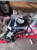 X20 mixed lot to contain door handles, nails and assorted DIY tools (LOC: SR2(4.1)-KK563 - MP)