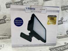 10 X BRAND NEW ETERNA 30W LED PREMIUM FLOODLIGHTS RRP £28 EACH (LOC: 47.15-AA9302 - 1P)