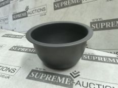 50 X BRAND NEW GREY LARGE PUDDING MOULDS (LOC: 41.9-aa8416 - 1P)