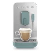 Smeg BCC12EGMUK Bean To Cup Coffee Machine With Milk Frother. RRP £749.00. (LOC: RS1.10-QA2216 -