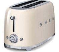 SMEG TSF02CRUK 4-Slice Toaster - Cream. RRP £169.99. (LOC: RS1.10-QA2215 - SP)