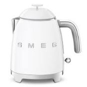 Smeg KLF05WHUK 50's Style Retro 0.8L Mini Kettle. RRP £159.00. (LOC: RS2.9-QA2179 - SP)