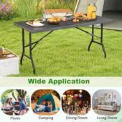 Boxed 152 cm Portable Folding Picnic Table Patio Dining Table with HDPE Tabletop (LOC: SR7.2.3-