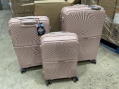 PALLET TO CONTAIN 15 X BRAND NEW SETS OF 3 PREMIUM LUGGAGE BAGS 19,24 AND 28 INCHES (DESIGNS AND