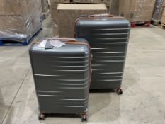 PALLET TO CONTAIN 14 X BRAND NEW 2 PIECE PREMIUM LUGGAGE BAGS 24,28 INCH GREY AND BROWN TRIM RRP £