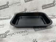50 X BRAND NEW BLACK 25CM ECONOMY ROASTIG TRAYS (LOC: 49.17-HH2040 - 1P)