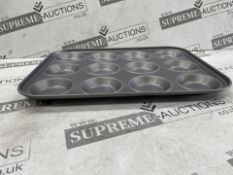 50 X BRAND NEW GREY NON STICK SMALL BUN TRAYS (LOC: 49.16-HH2035 - 1P)