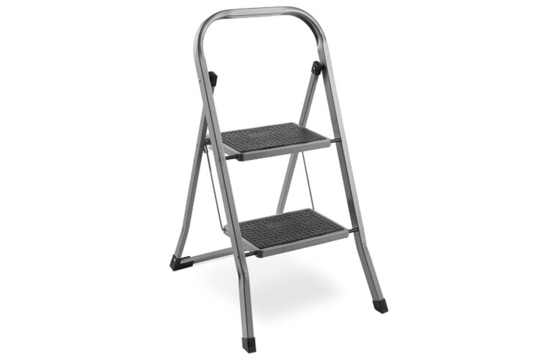 Boxed 2 Step Steel Ladder (LOC: RS1.2-KK5943 - 1LP)