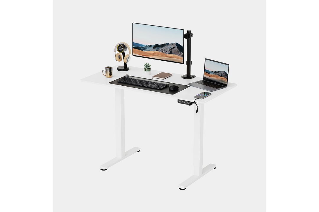 Boxed White Standing Desk 120x60cm (LOC: RS1.2-KK5925 - MP)