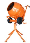 Build Buddy 370W 230V Cement mixer 134L BB134-A RRP £290. Ideal for mixing concrete and mortar, this
