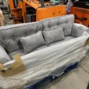 BRAND NEW LUXURY MARGATE 3 SEATER FABRIC SOFA WITH FEET. RRP £1299 (LOC: 37.4-QQ2495 - OSS)