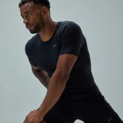 10 X PREVAYL Men's Smart Compressive Fit T-Shirt. RRP £220 EACH. A second-skin fit t-shirt with