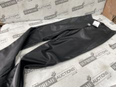 16 X BRAND NEW H & M BLACK VEGAN STRETCH TROUSERS SIZE XS (LOC: 21.7-HH2758 - 1P)