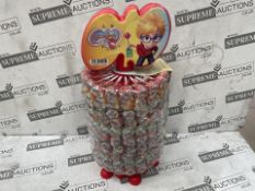 40 X LOLLIPOP STANDS ITH 200 ASSORTED LOLLIES IN VARIOUS FLAVOURS, NATURAL COLOURS, GLUCOSE FREE.