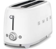 Boxed SMEG TSF02WHUK 4-Slice Toaster - White. RRP £179.99. (LOC: RS2.11-QA8558 - 1P)