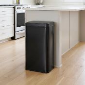 HOMCOM Kitchen Bin with Fast Motion Sensor, 50L Stainless Steel Sensor Bin (LOC: SR3,1.8-RR4544 -
