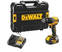 DeWalt DCD799M1T-GB 18V XR Brushless Compact Combi Drill 1 x 4.0Ah RRP £159. Working in tight spaces