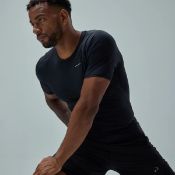 10 X PREVAYL Men's Smart Compressive Fit T-Shirt. RRP £220 EACH. A second-skin fit t-shirt with