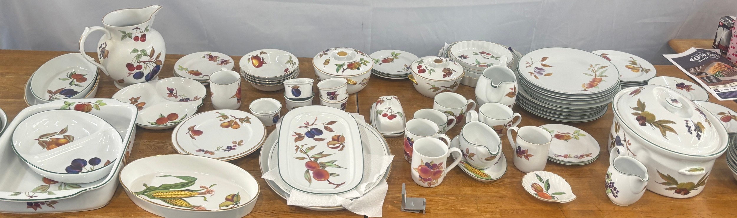 Large selection of Royal Worcester Evesham dinner tea and coffee service includes Plates, mugs,