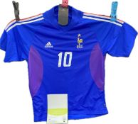 2002 Zidane French signed football shirt with authenticity certificate