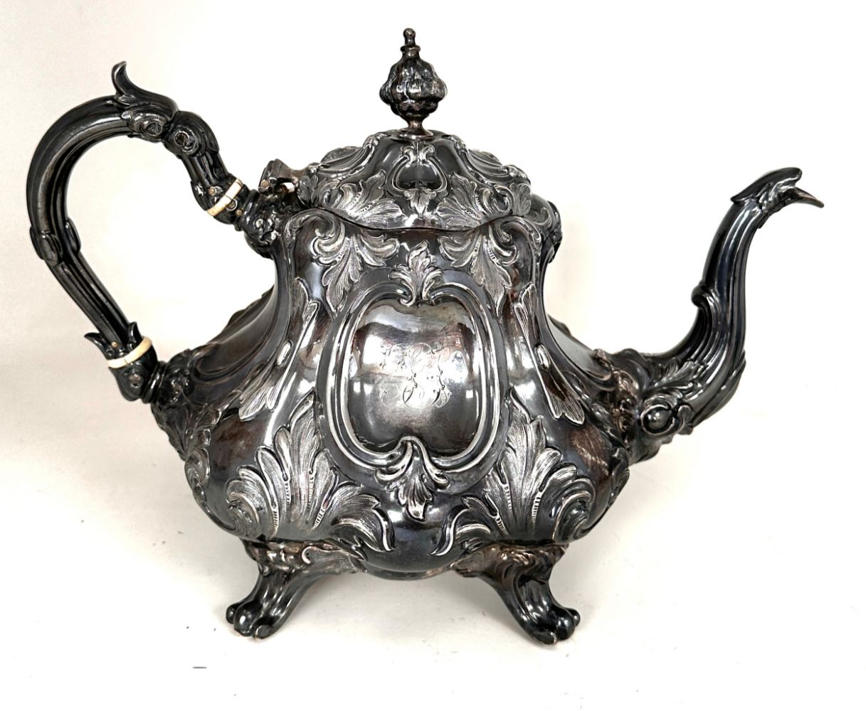 Watches, Jewellery, Large Selection Silver Jewellery, Militaria and Collectables