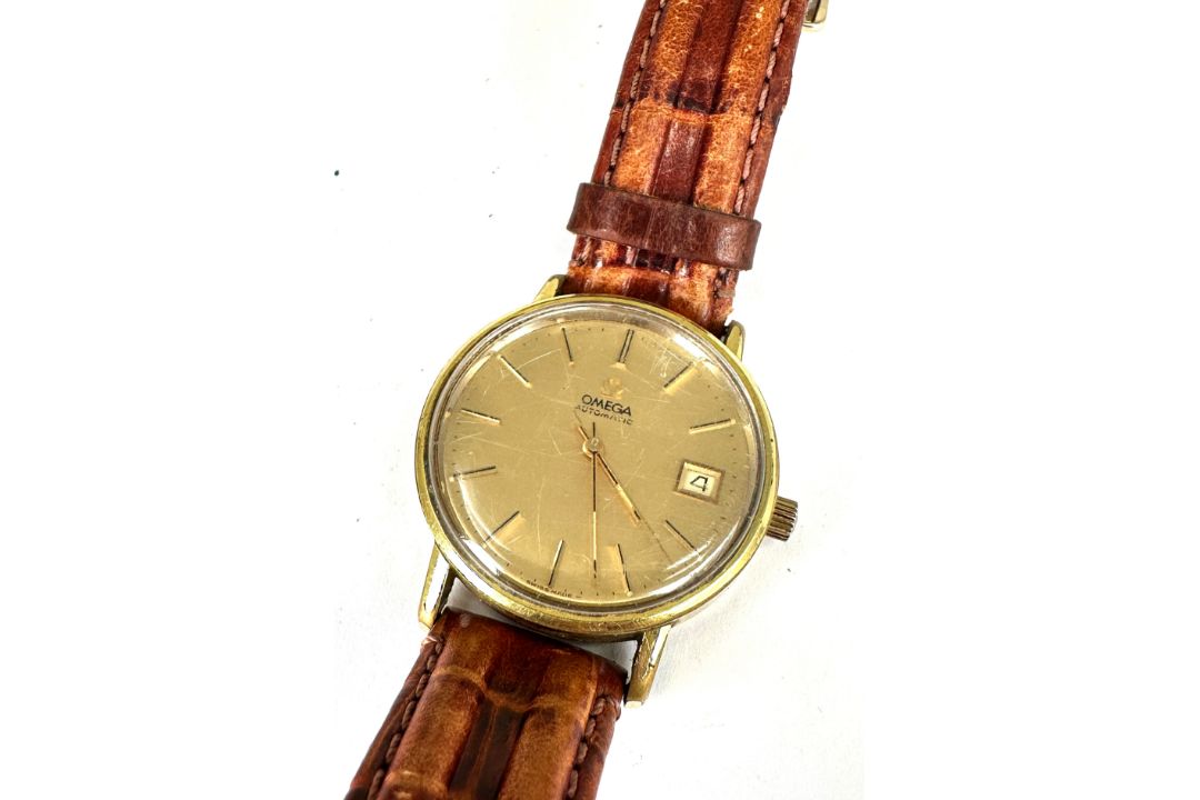Vintage gents omega automatic wristwatch the watch is ticking - Image 1 of 5
