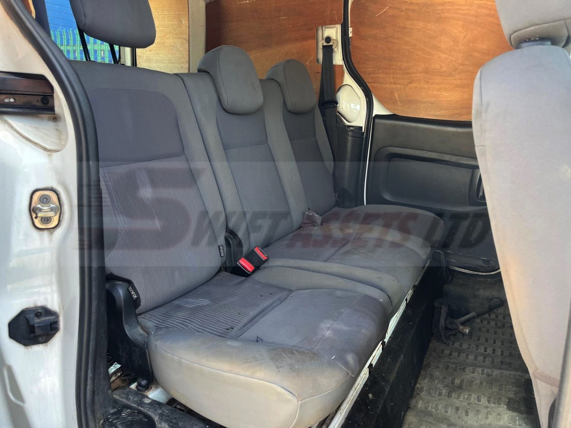 !!! ON SALE !!!PEUGEOT PARTNER 1.6 CRC HDI * CREW CAB VAN* 2014 MODEL - LONG WHEEL BASE - LOOK! - Image 10 of 12