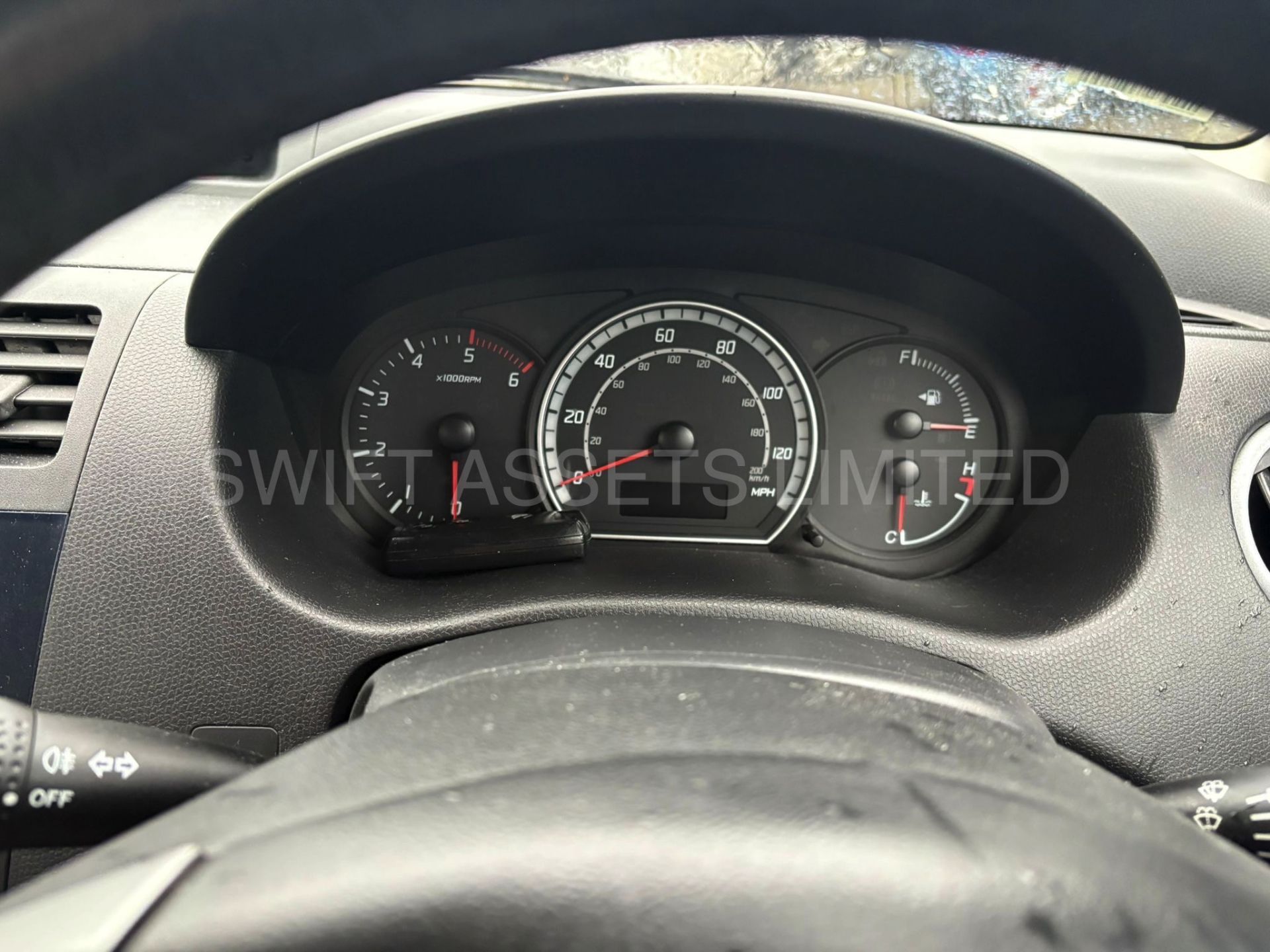 SUZUKI SWIFT DDIS (75) HATCHBACK - 09 REG - AIR CONDITIONING - SERVICE HISTORY - W0W - Image 12 of 15