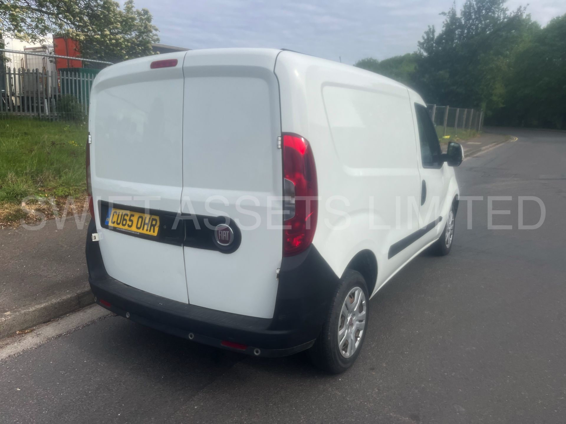 FIAT DOBLO SX MULIJET 2015 65 PLATE 190 SWB 1.3CDTI DIESEL START/ STOP [FACE LIFTT MODEL ] - Image 9 of 13