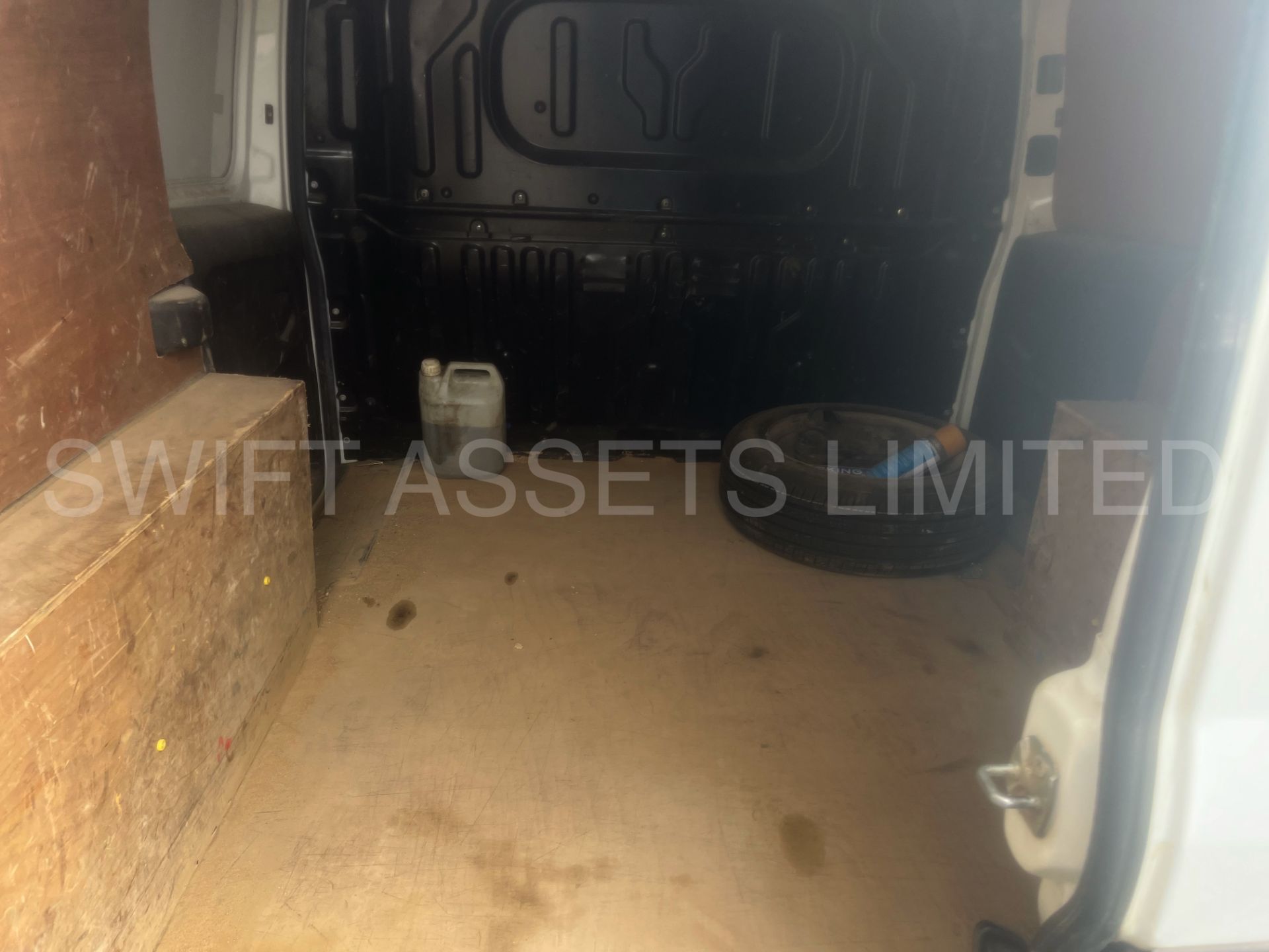 FIAT DOBLO SX MULIJET 2015 65 PLATE 190 SWB 1.3CDTI DIESEL START/ STOP [FACE LIFTT MODEL ] - Image 13 of 13