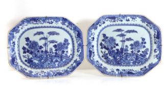 A pair of Chinese Export blue and white octagonal platters Qing Dynasty, 19th century