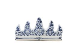 A Chinese blue and white brush rest 20th century