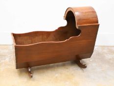 A mahogany crib, 19th century,