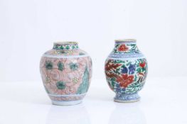 A Chinese wucai jar, Shunzhi (1644-1661),