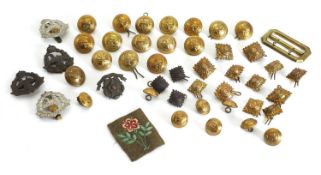 East Lancashire WWII cap badges, buttons and Officers pips, 1940s,