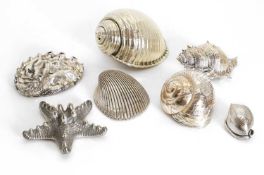 A collection of Italian shells in the style of Buccellati,