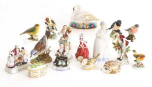 A collection of porcelain items,
