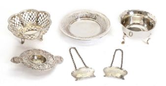 A collection of silver dishes,