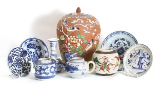A collection of Chinese porcelain,