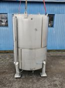 2100 Gallon Stainless Steel Tank,interior dimensions: 77'' diameter x 102'' straight side, top
