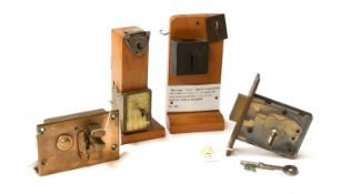 A Box Type Tester Lock, used to ensure blanks were exact in every detail necessary for large-scale