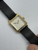 RARE LOUIS VUITTON SOLID 18ct GOLD EMPRISE WATCH - 40 GRAMS TOTAL WATCH & STRAP WEIGHT